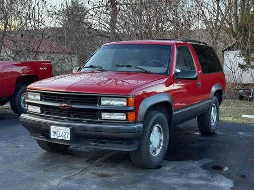 1996 Chevrolet Tahoe 1500 2dr 4WD