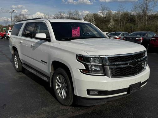 Summit White 2015 Chevrolet Suburban 4WD 4dr LT