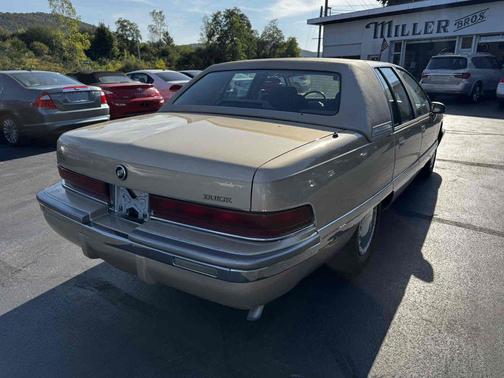 1993 Buick Roadmaster 4DR SEDAN