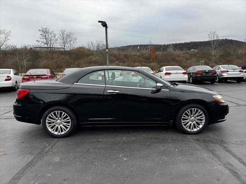 2011 Chrysler 200 Limited