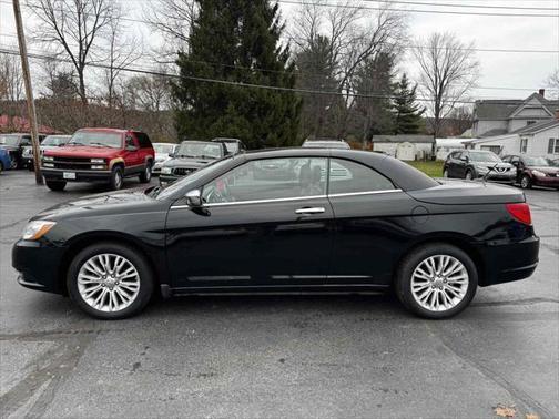 2011 Chrysler 200 Limited