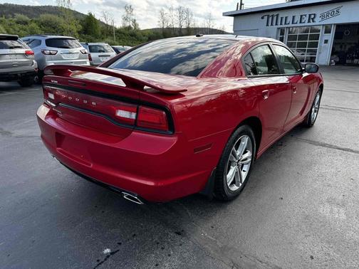 Redline (3) Coat Pearl 2012 Dodge Charger 4dr Sdn SXT Plus AWD