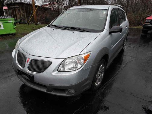 2005 Pontiac Vibe 4dr HB AWD