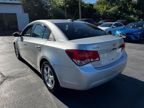 Silver Ice Metallic 2015 Chevrolet Cruze 4dr Sdn Auto 1LT