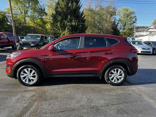 2020 Hyundai TUCSON SE