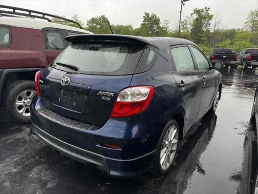 2009 Toyota Matrix Base