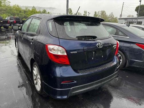 2009 Toyota Matrix Base