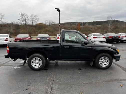 2004 Toyota Tacoma Base