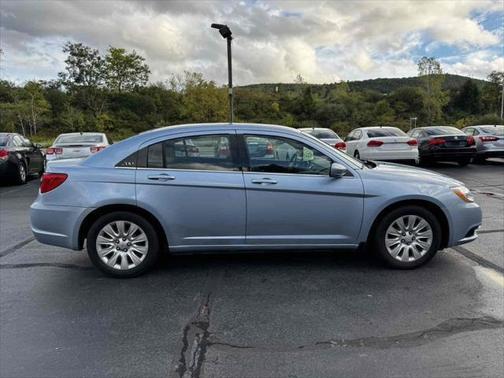2014 Chrysler 200 LX