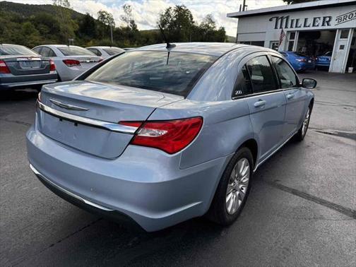 2014 Chrysler 200 LX