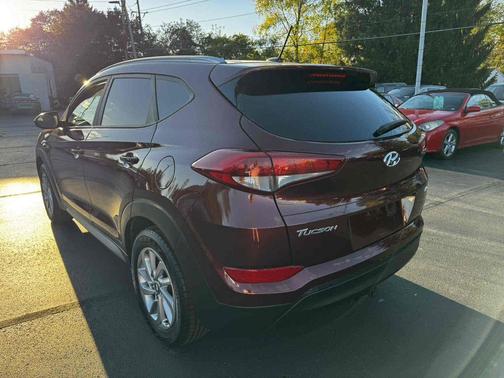 2017 Hyundai TUCSON SE