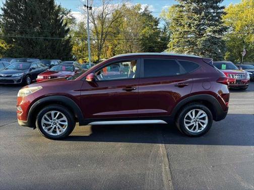 2017 Hyundai TUCSON SE