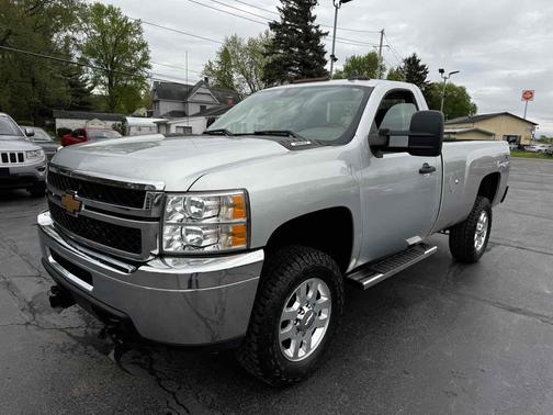 Black 2013 Chevrolet Silverado 2500 4WD Reg Cab 133.7" Work Truck