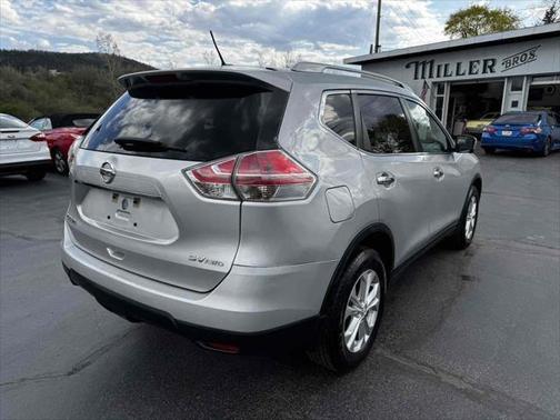 2015 Nissan Rogue SV