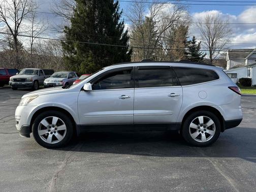Silver Ice Metallic 2015 Chevrolet Traverse AWD 4dr LTZ