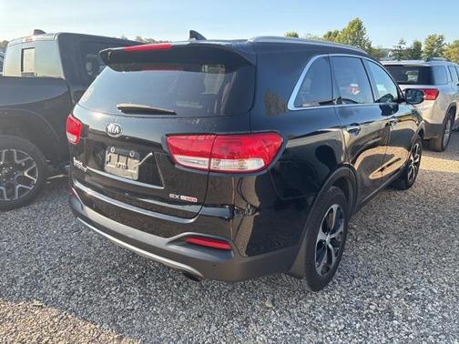 2017 Kia Sorento EX