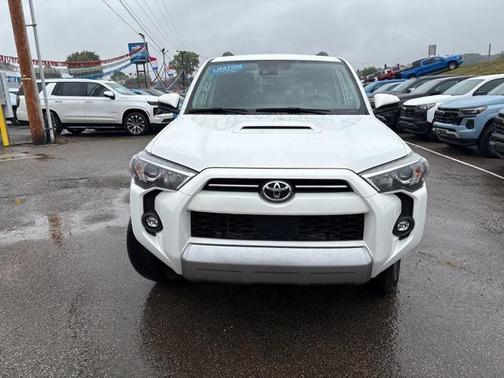 2024 Toyota 4Runner TRD Off Road