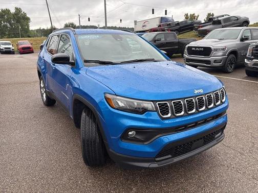 2024 Jeep Compass Latitude Lux
