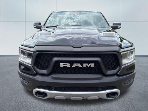 Diamond Black Crystal Pearlcoat 2022 RAM 1500 Rebel