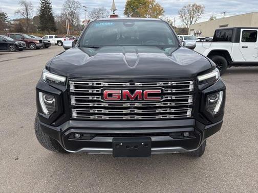2023 GMC Canyon Denali