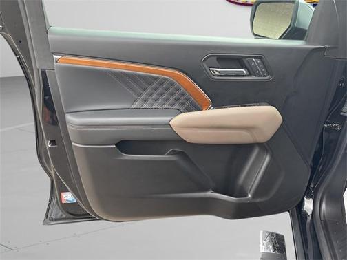 2023 GMC Canyon Denali