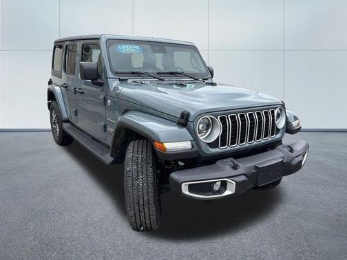 Anvil Clear Coat 2024 Jeep Wrangler 4-Door Sahara