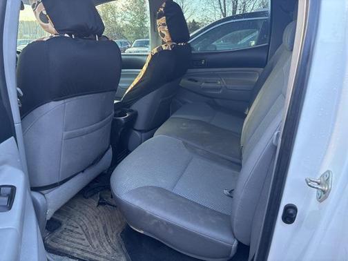 2015 Toyota Tacoma Base