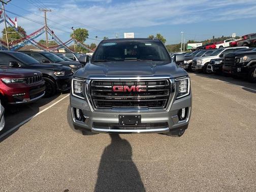 2024 GMC Yukon SLT