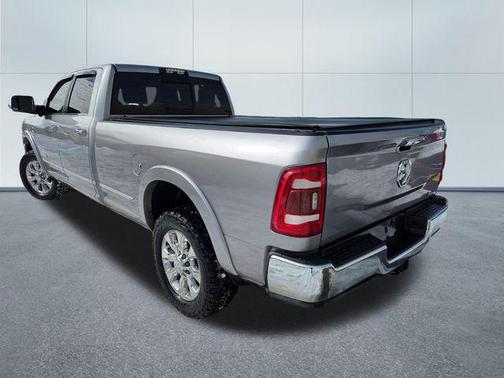 2019 RAM 3500 Limited Crew Cab 4x4 8' Box