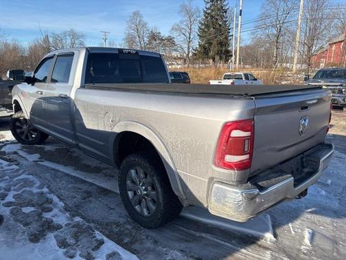 2019 RAM 3500 Limited Crew Cab 4x4 8' Box