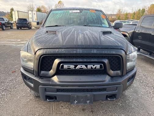 2019 RAM 1500 SLT