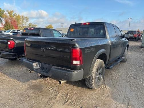 2019 RAM 1500 SLT