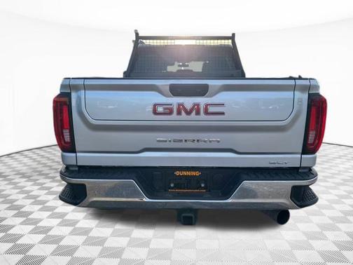 2022 GMC Sierra 3500 SLT