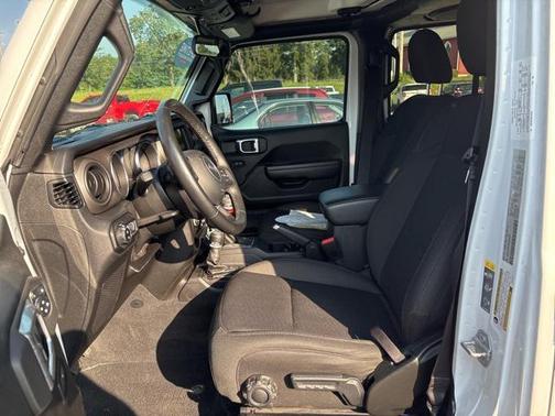 2021 Jeep Gladiator Willys