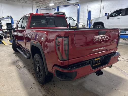 2024 GMC Sierra 2500 AT4