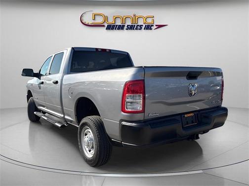 2020 RAM 2500 Tradesman Crew Cab 4X4 6'4' Box