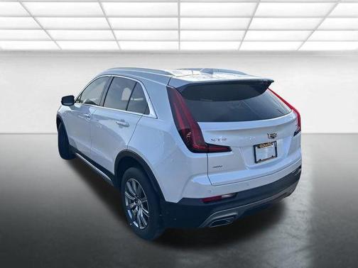 2021 Cadillac XT4 Premium Luxury