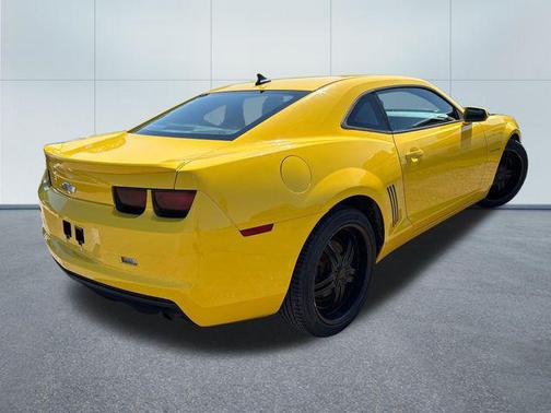 Rally Yellow 2013 Chevrolet Camaro 1LT
