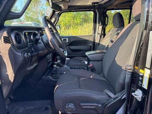 2022 Jeep Wrangler Willys
