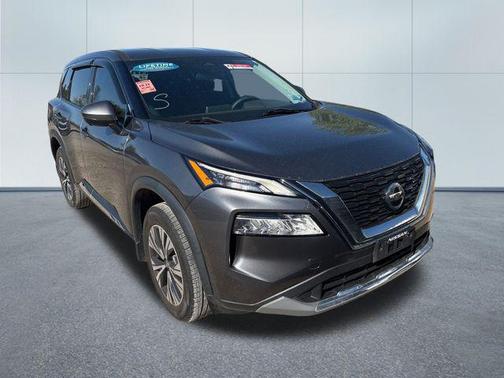 Gun Metallic 2021 Nissan Rogue SV