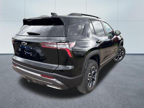 Mosaic Black Metallic 2026 Chevrolet Equinox AWD ACTIV