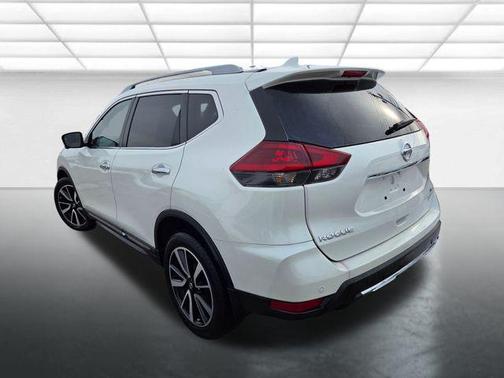 2020 Nissan Rogue SL