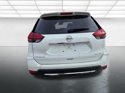 2020 Nissan Rogue SL