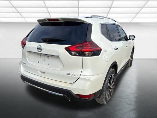 2020 Nissan Rogue SL