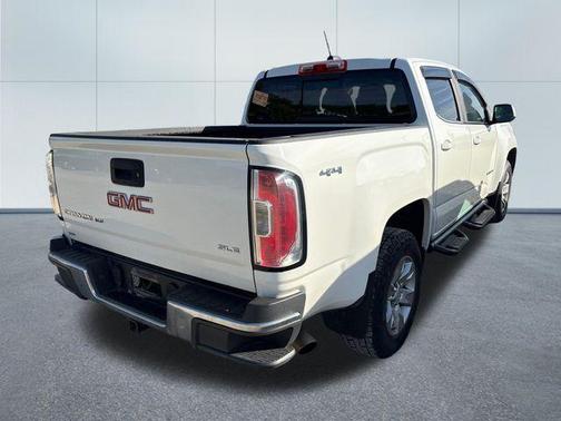 Summit White 2018 GMC Canyon SLE