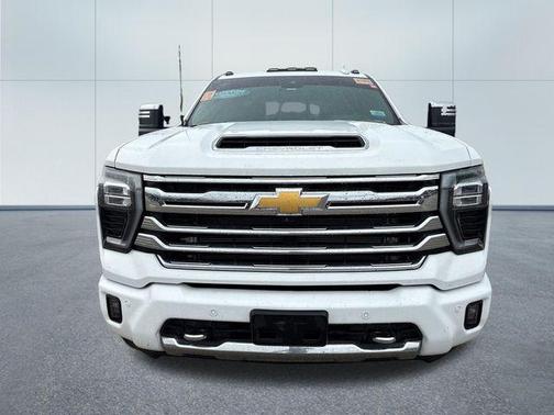 White 2024 Chevrolet Silverado 2500 High Country