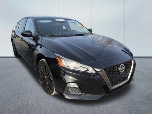 Super Black 2021 Nissan Altima SR Intelligent AWD