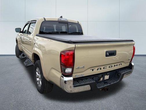 Quicksand 2018 Toyota Tacoma SR5