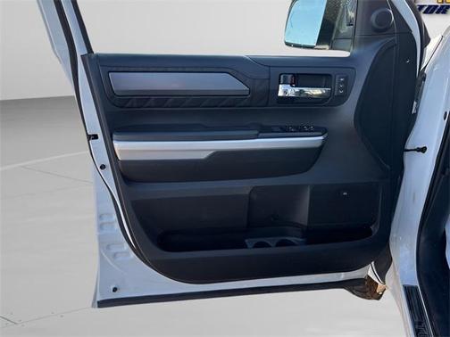 2017 Toyota Tundra Platinum