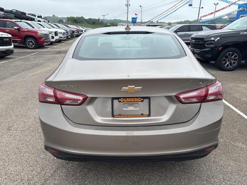 2022 Chevrolet Malibu FWD LT